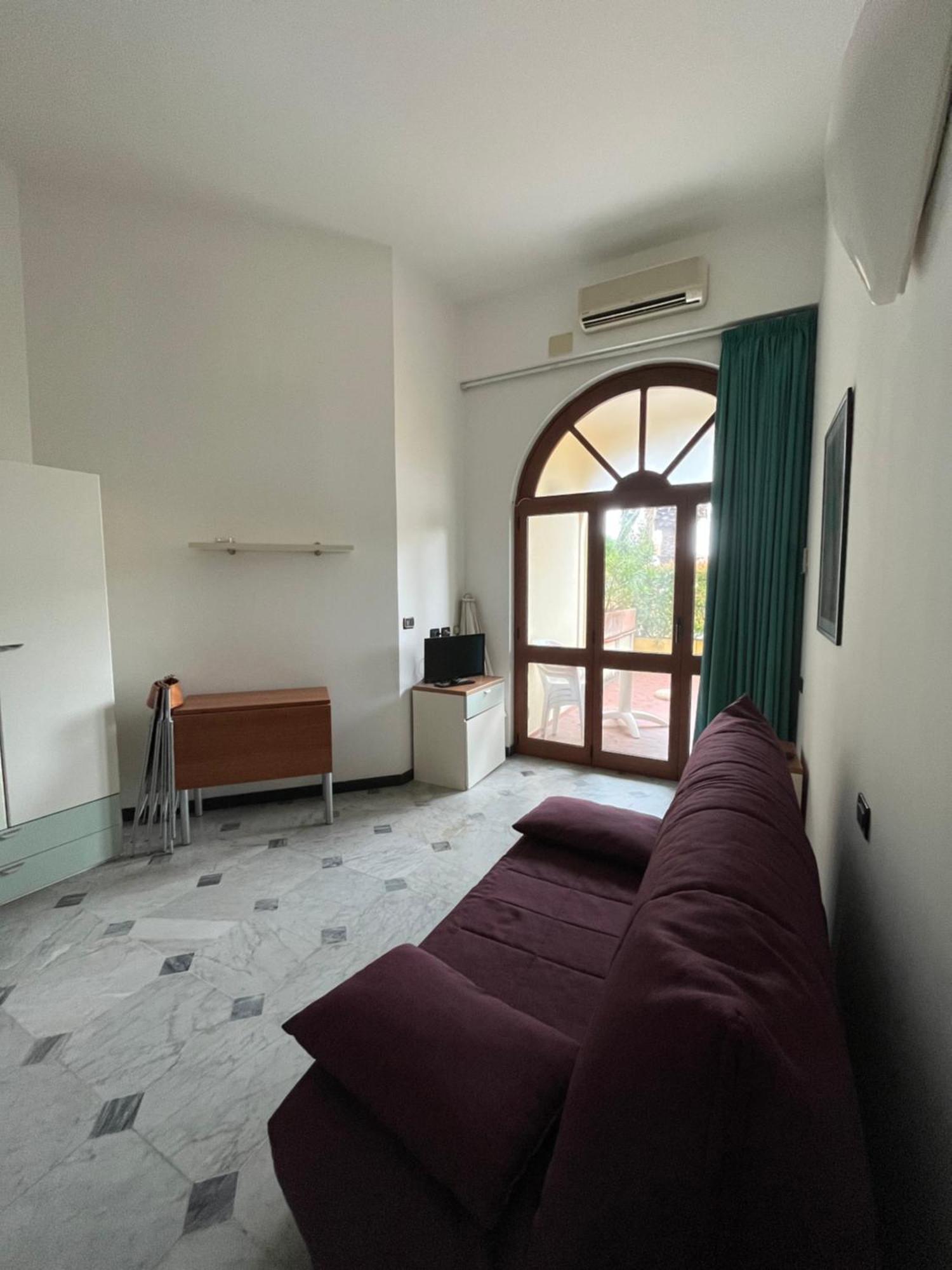 Residence Pian Dei Boschi Pietra Ligure Luaran gambar