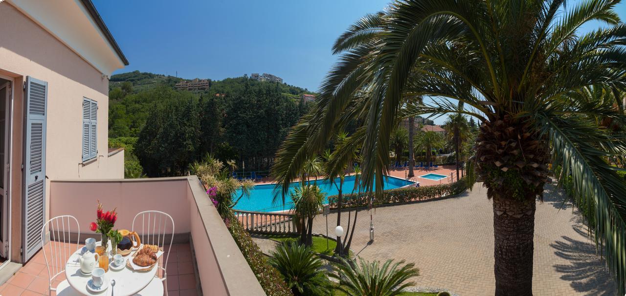 Residence Pian Dei Boschi Pietra Ligure Luaran gambar