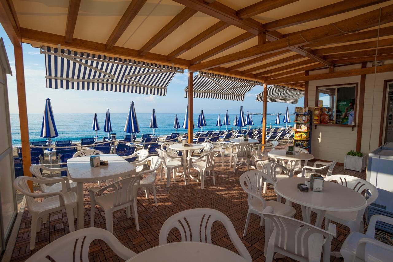 Residence Pian Dei Boschi Pietra Ligure Luaran gambar